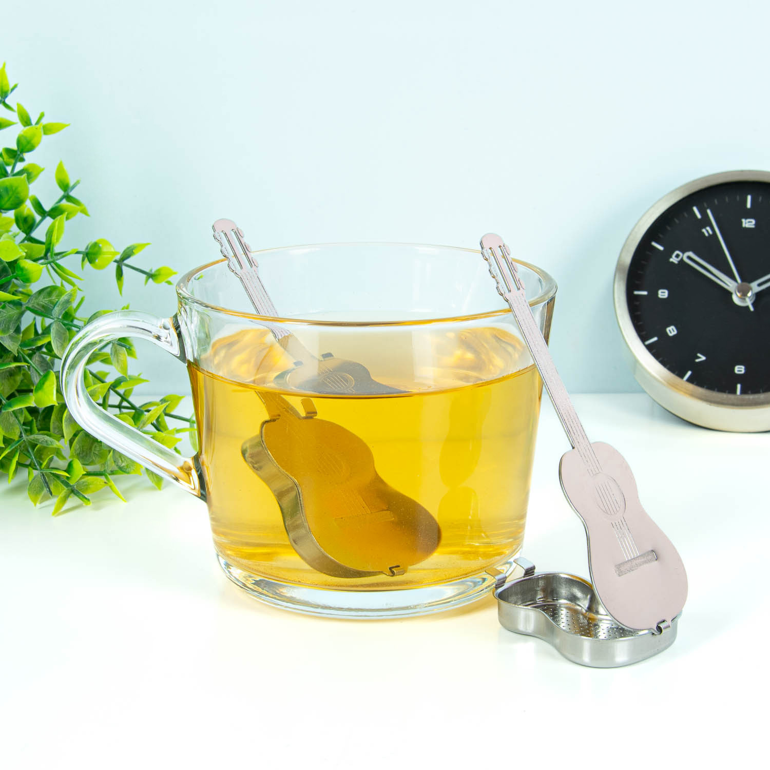 Gitaar thee-ei 1 Gitaar thee-ei