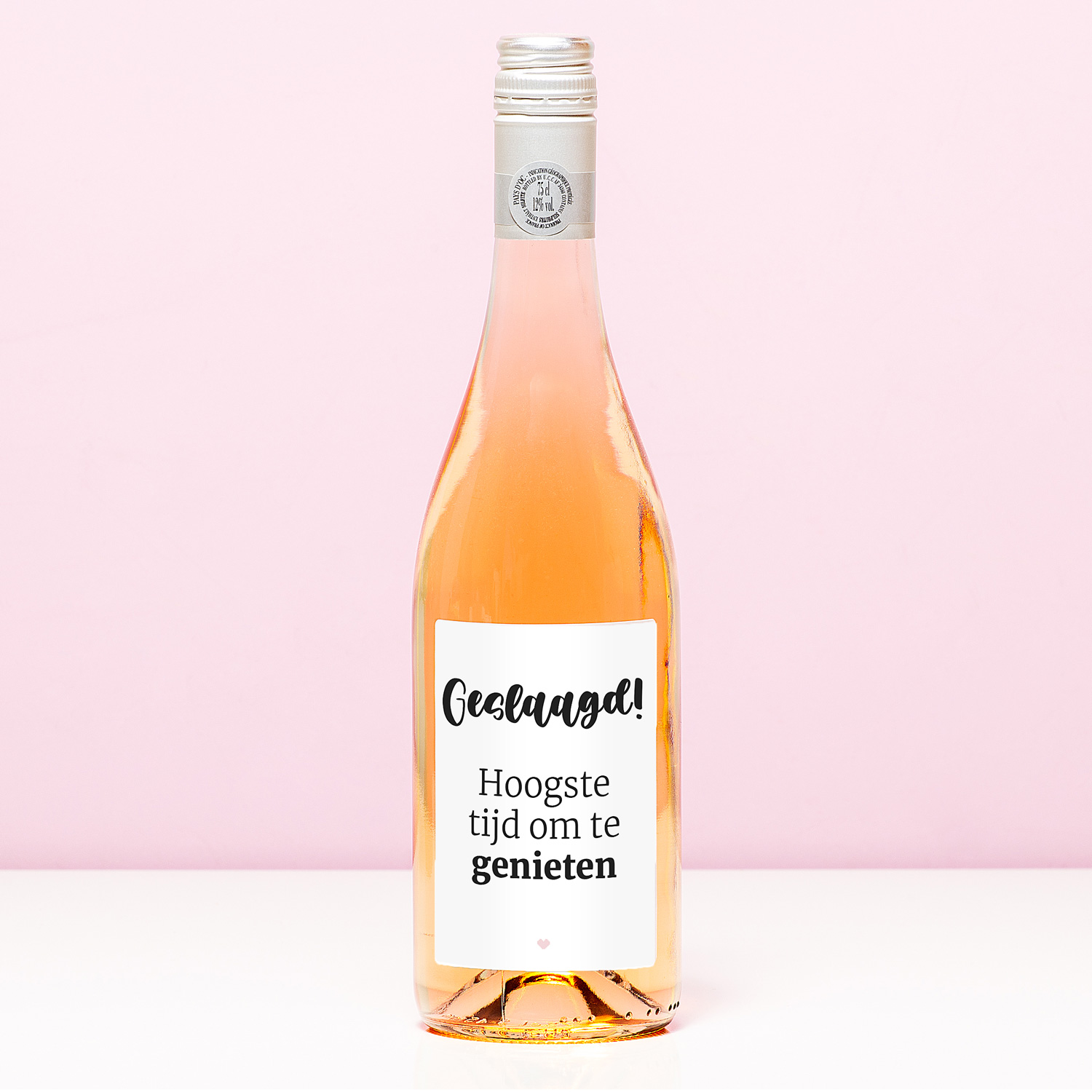 Wijnfles Geslaagd Tijd Om Te Genieten - Rosé (Blush Rosé) 1 Wijnfles Geslaagd Tijd Om Te Genieten - Rosé (Blush Rosé)